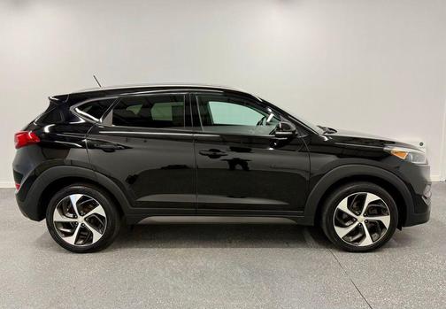 2016 Hyundai TUCSON Sport