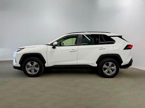 2023 Toyota RAV4 Hybrid XLE