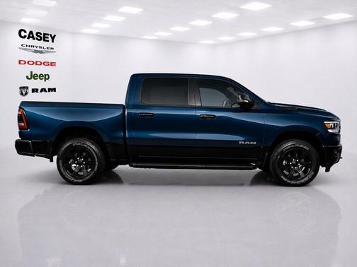 Patriot Blue Pearlcoat 2023 RAM 1500 Big Horn/Lone Star