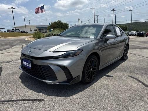 Heavy Metal 2025 Toyota Camry SE