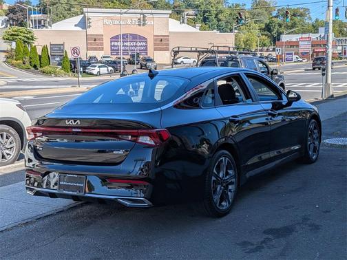 2022 Kia K5 LXS