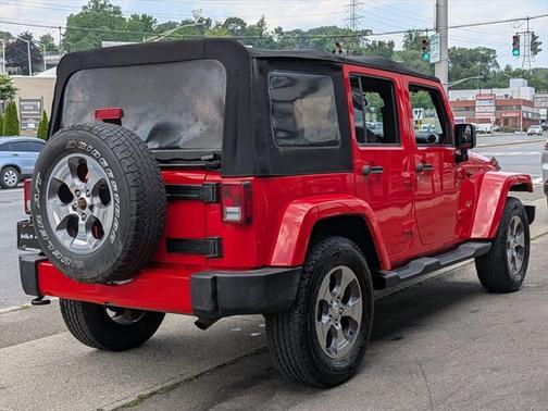 2016 Jeep Wrangler Unlimited Sahara