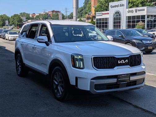 2023 Kia Telluride LX