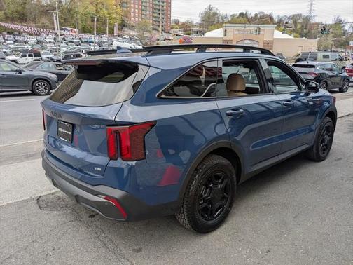 2025 Kia Sorento SX