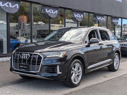 2024 Audi Q7 55 Premium Plus