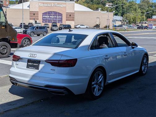 2024 Audi A4 45 S line Premium Plus