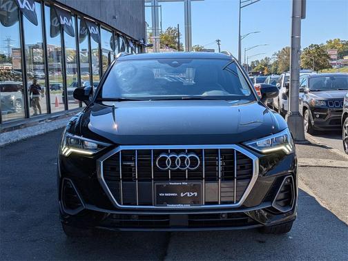 2023 Audi Q3 Premium 45 TFSI S line quattro Tiptronic