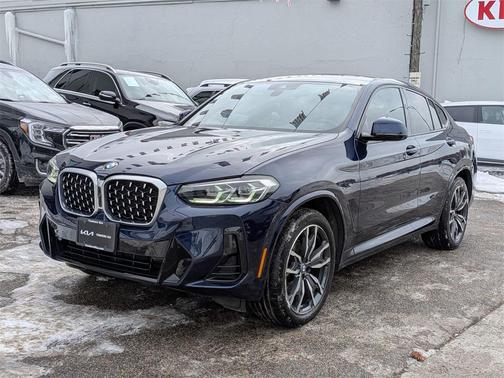 2022 BMW X4 xDrive30i