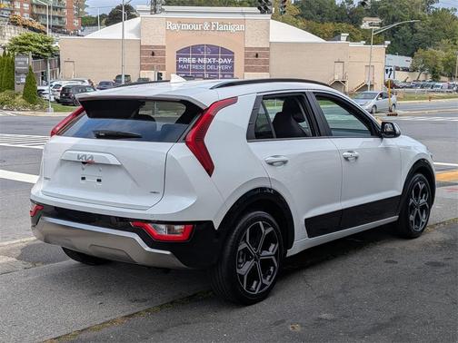 2024 Kia Niro Touring