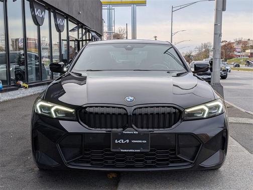 2023 BMW 330 xDrive