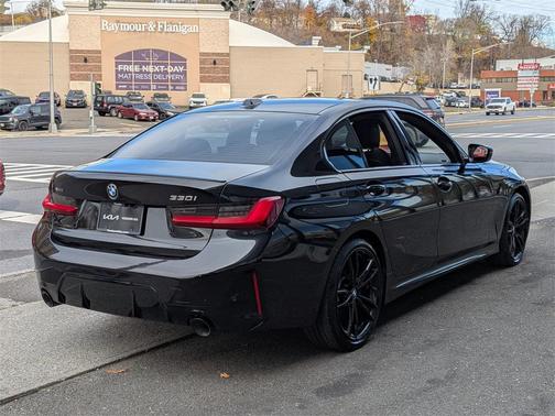2023 BMW 330 xDrive