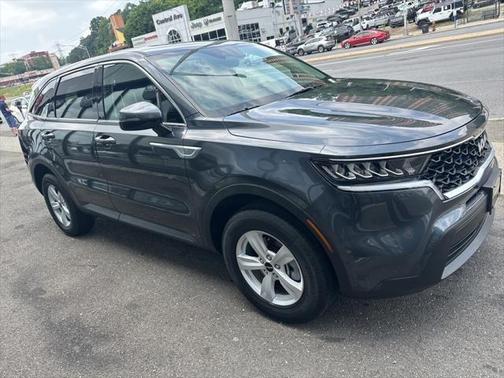 2023 Kia Sorento LX