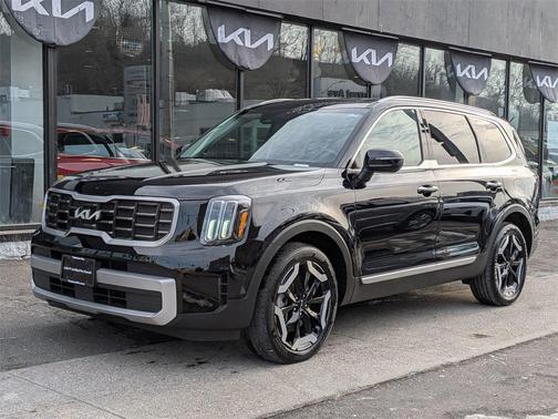 2023 Kia Telluride S