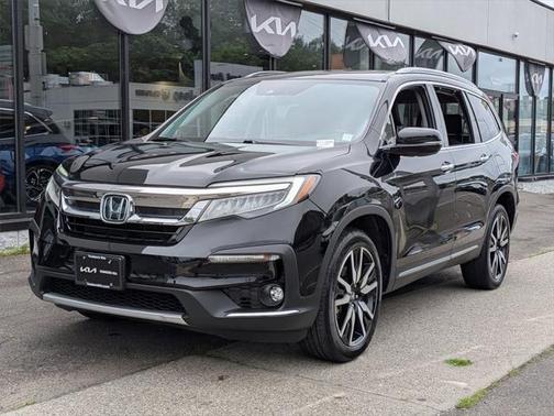 2020 Honda Pilot Touring 8-Passenger