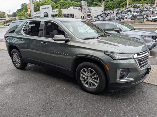 2022 Chevrolet Traverse LT Cloth
