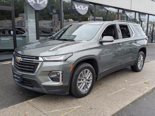 2022 Chevrolet Traverse LT Cloth