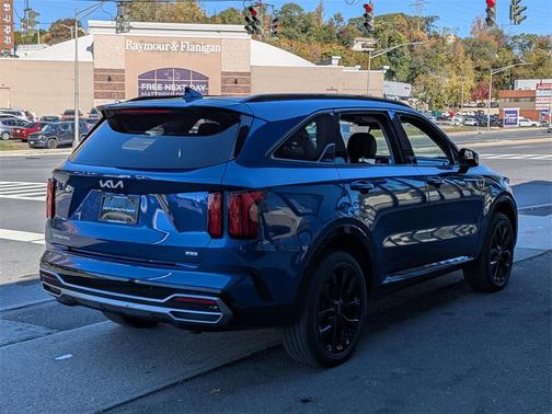 2023 Kia Sorento SX