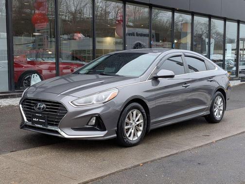 2019 Hyundai SONATA SE