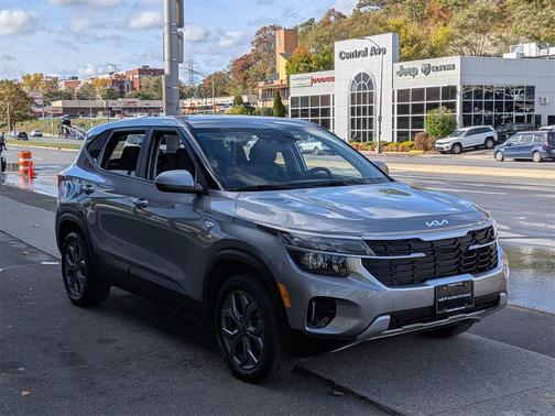 2024 Kia Seltos LX