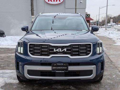2023 Kia Telluride S