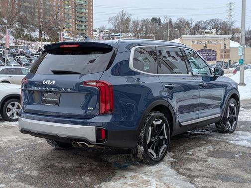 2023 Kia Telluride S