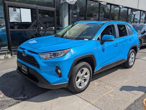 2019 Toyota RAV4 Hybrid XLE