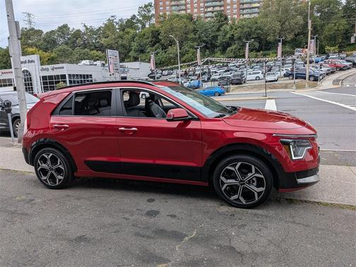 2024 Kia Niro Touring
