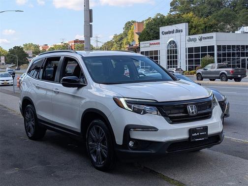 2022 Honda Pilot AWD Sport