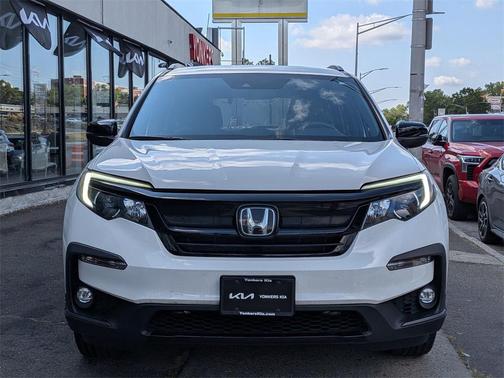 2022 Honda Pilot AWD Sport