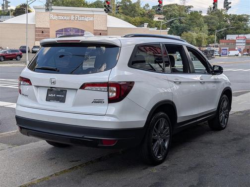 2022 Honda Pilot AWD Sport