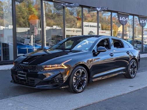 2022 Kia K5 GT-Line