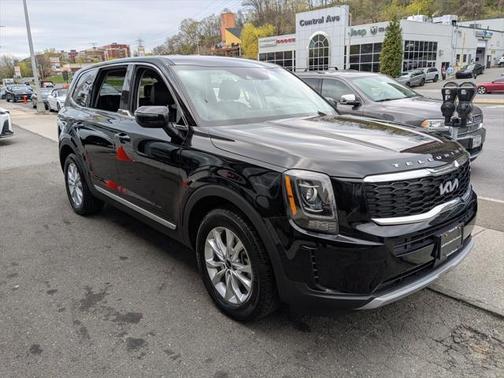 2022 Kia Telluride LX
