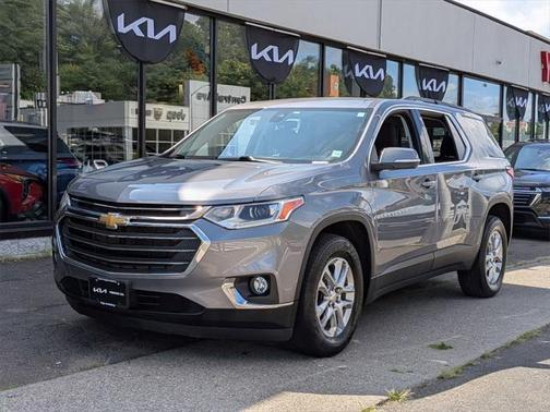 2021 Chevrolet Traverse LT Cloth