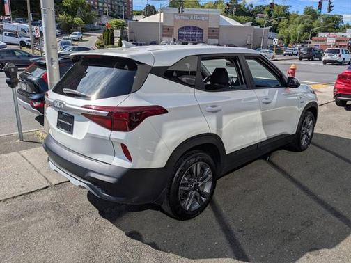 2023 Kia Seltos LX