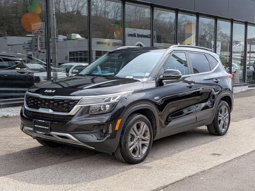 2023 Kia Seltos S