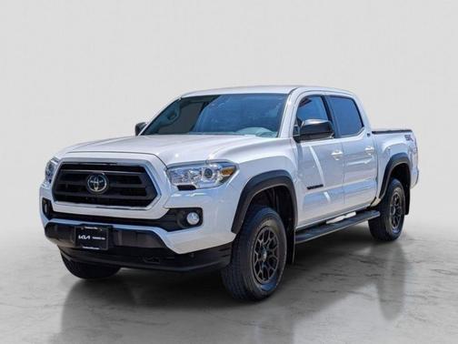 Ice Cap 2023 Toyota Tacoma SR5