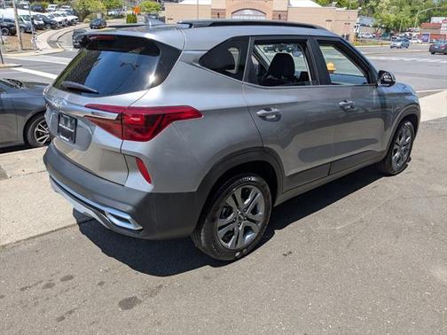 2023 Kia Seltos S