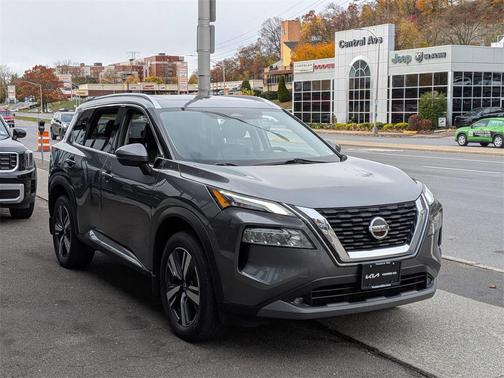 2021 Nissan Rogue SL