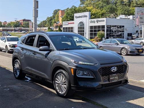 2021 Hyundai KONA SEL