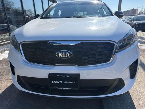 2019 Kia Sorento S