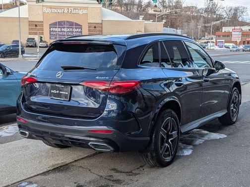 2023 Mercedes-Benz GLC 300 4MATIC