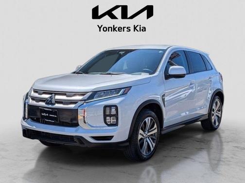 White Diamond 2023 Mitsubishi Outlander Sport SE