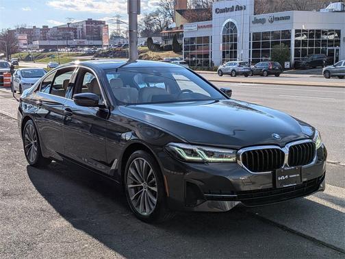 2023 BMW 530 i xDrive