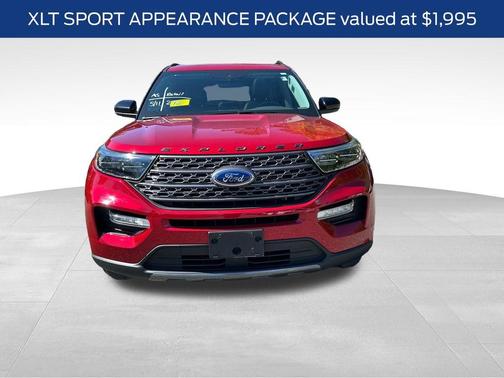 Rapid Red Metallic Tinted Clearcoat 2023 Ford Explorer XLT
