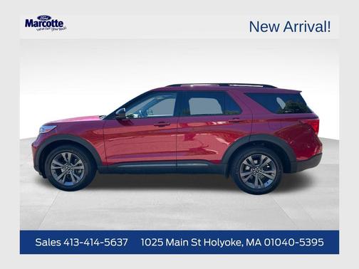 Rapid Red Metallic Tinted Clearcoat 2023 Ford Explorer XLT