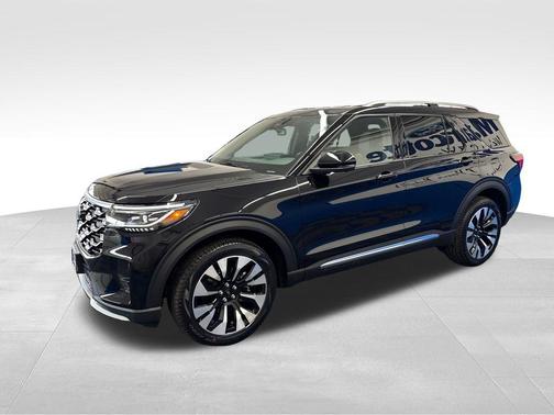 Agate Black Metallic 2026 Ford Explorer Platinum