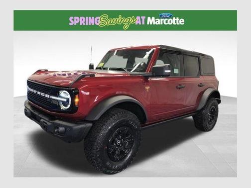 Ruby Red Metallic Tinted Clearcoat 2025 Ford Bronco Badlands
