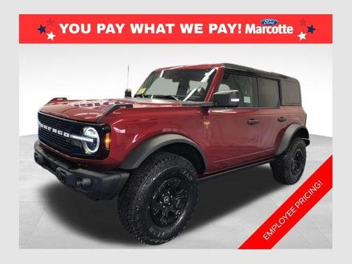Ruby Red Metallic Tinted Clearcoat 2025 Ford Bronco Badlands