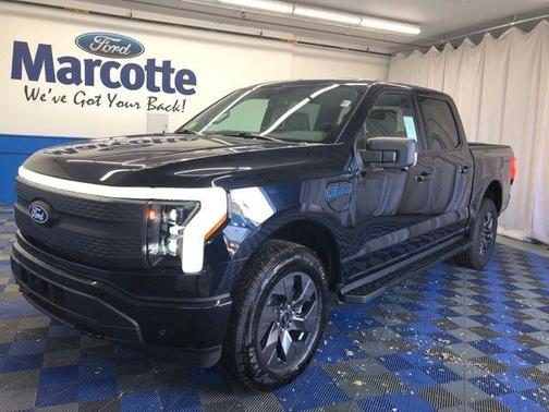 2025 Ford F-150 Lightning Flash
