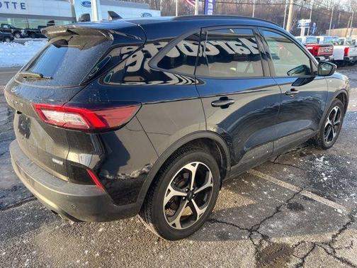 2025 Ford Escape ST-Line Select